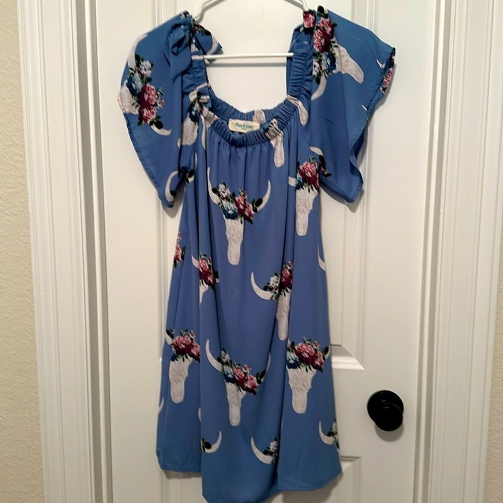 Peach love off the shoulder dress with fun cow detail heads